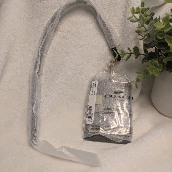 🌸 Coach Black Signature Crossgrain Leather Id Lanyard w/ Card Slots NWT - Picture 8 of 17